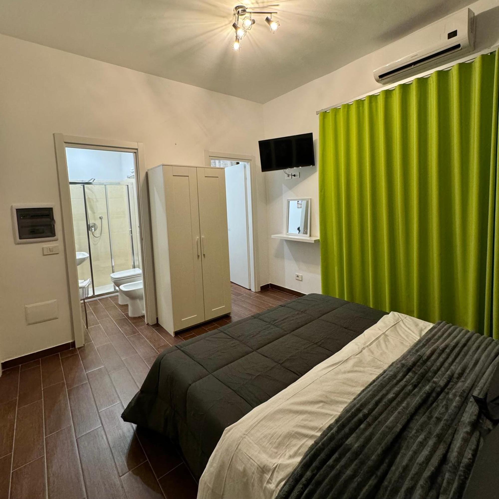 Enotria Bnb Bed and Breakfast Reggio Calabria Exterior foto
